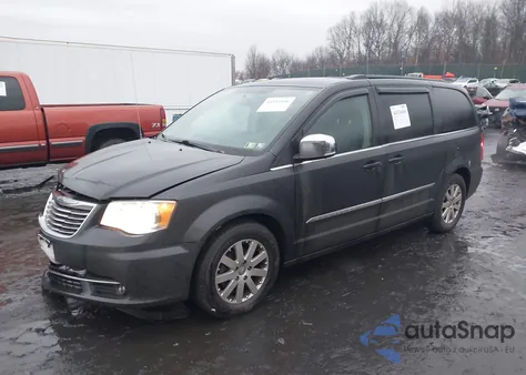2011 Chrysler Town & Country Touring-L z USA, uszkodzony, nr VIN 2A4RR8DG3BR759389
